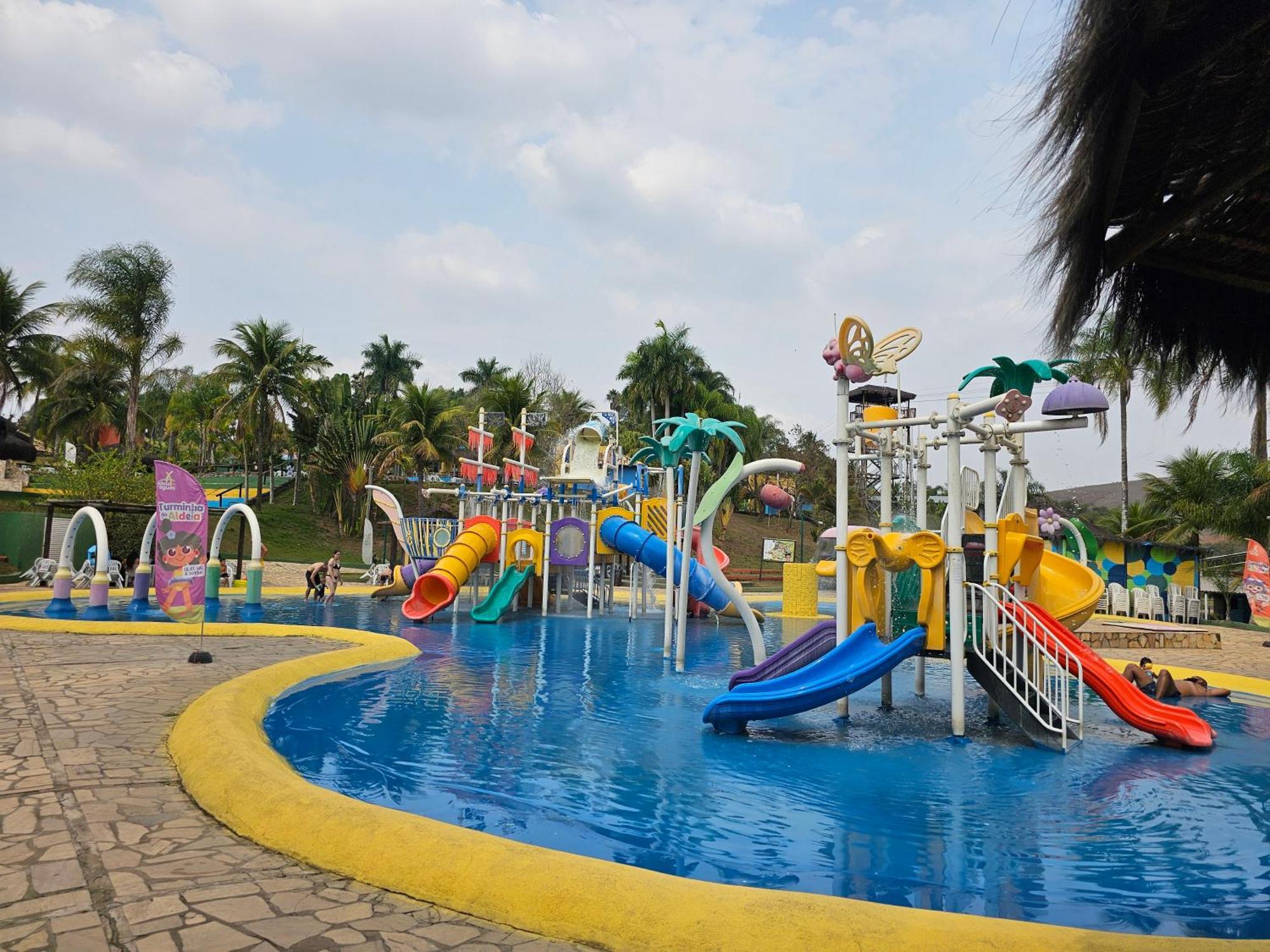 Flat Quartier Aldeia Das Aguas Park Resort Dorândia Eksteriør billede